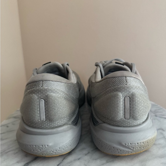 Brooks Men's Adrenaline GTS 24 Running Shoes Size 11.5 Grey Athletic Walking - Picture 4 of 9